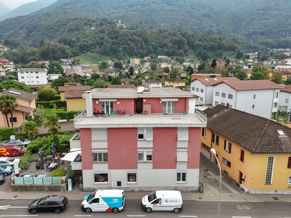 Palazzina a reddito di 6 appartamenti – Foto 2 von 5