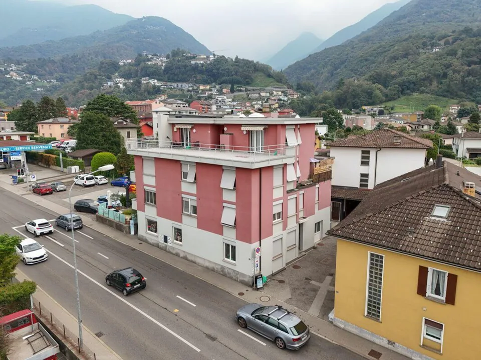Palazzina a reddito di 6 appartamenti – Foto 3 von 5