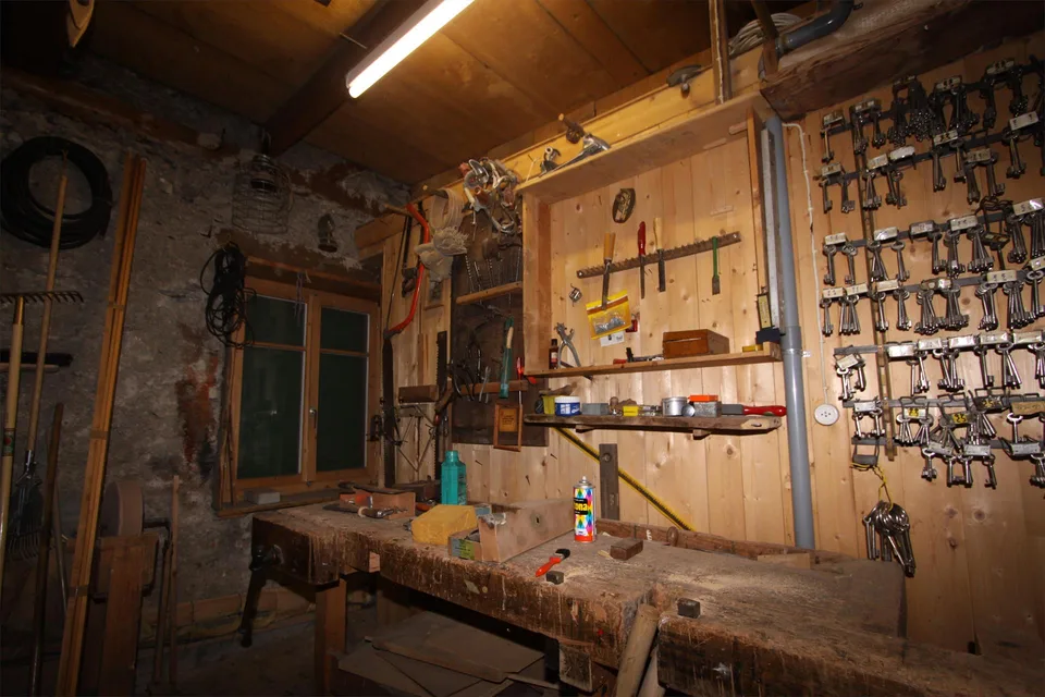 Historisches Haus mit viel Potenzial in Platta – foto 10 di 17