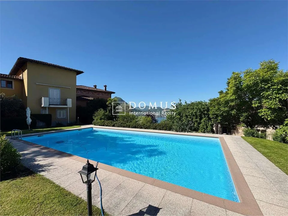 Ampio appartamento con piscina – Foto 13 von 13