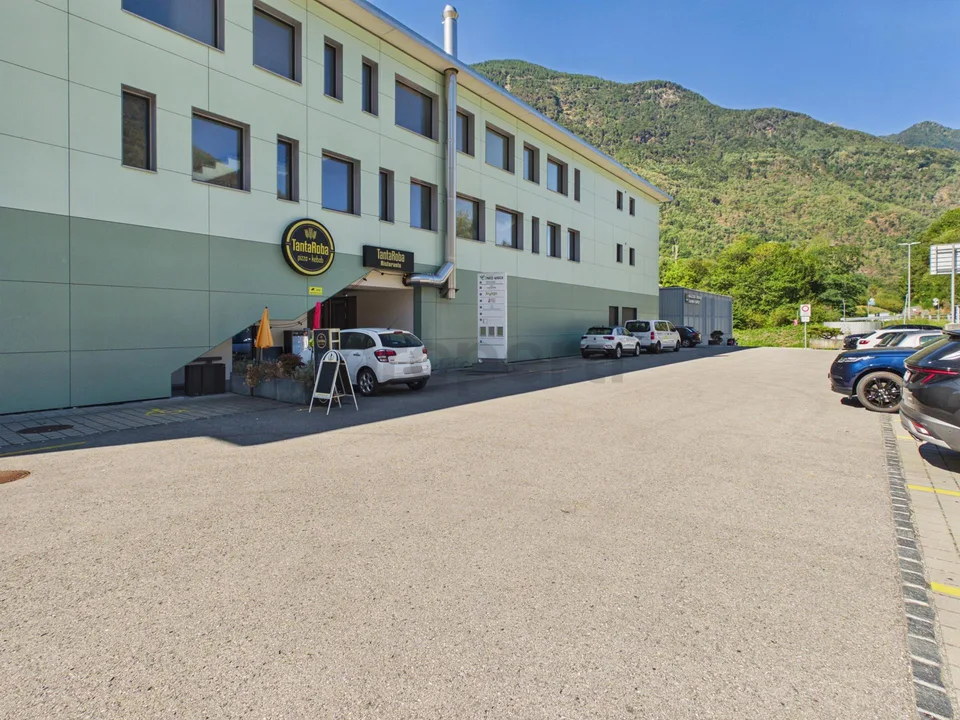 Opportunità Esclusiva nel Cuore di Maggia: Ampia Terrazza, Cucina I... – photo 7 sur 11