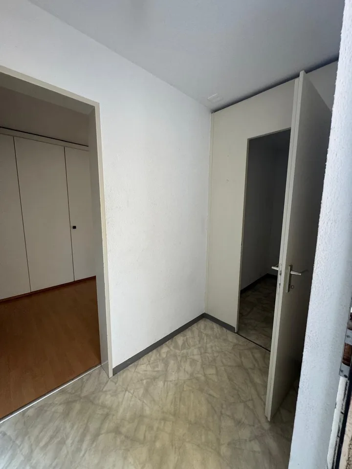 schöne und ruhiggelegene 3.5 Zimmer-Wohnung – Foto 10 von 12