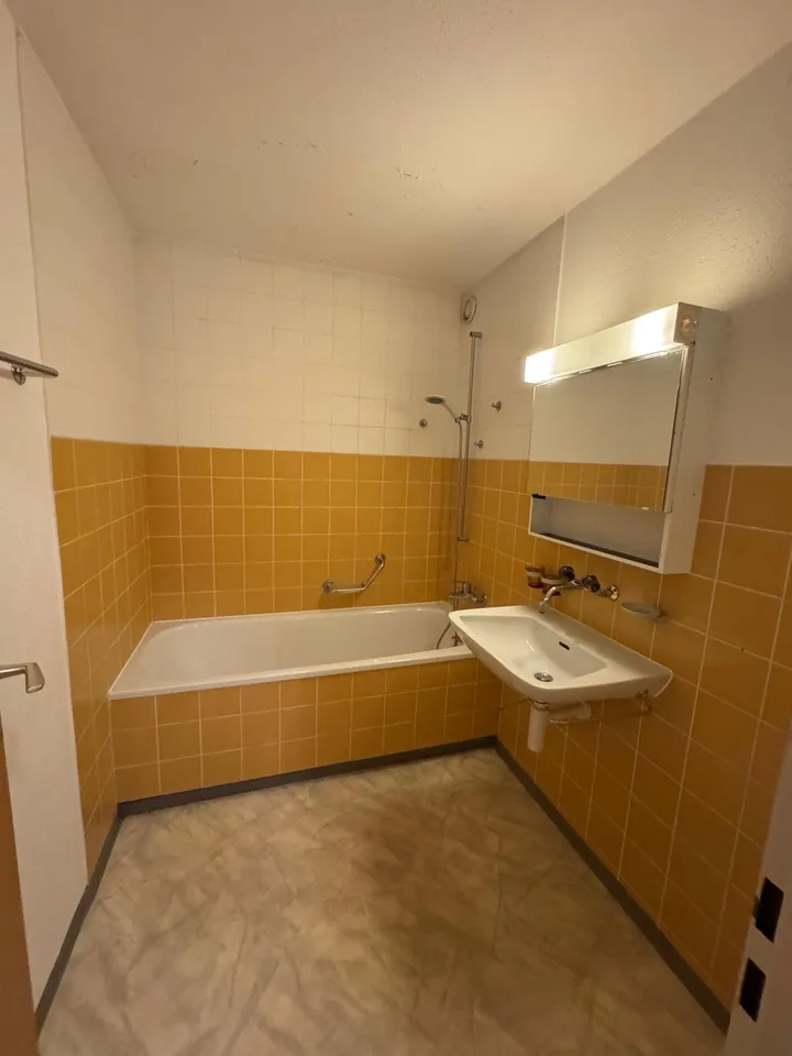 schöne und ruhiggelegene 3.5 Zimmer-Wohnung – Foto 6 von 12