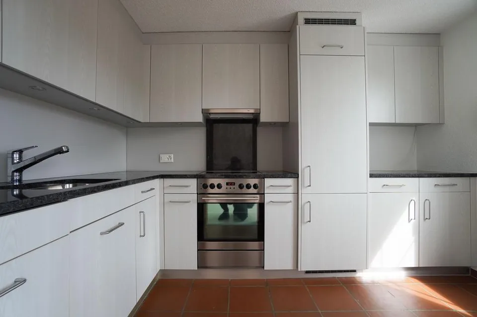 3.5 Room Apartment in Family Quarter – photo 2 of 9