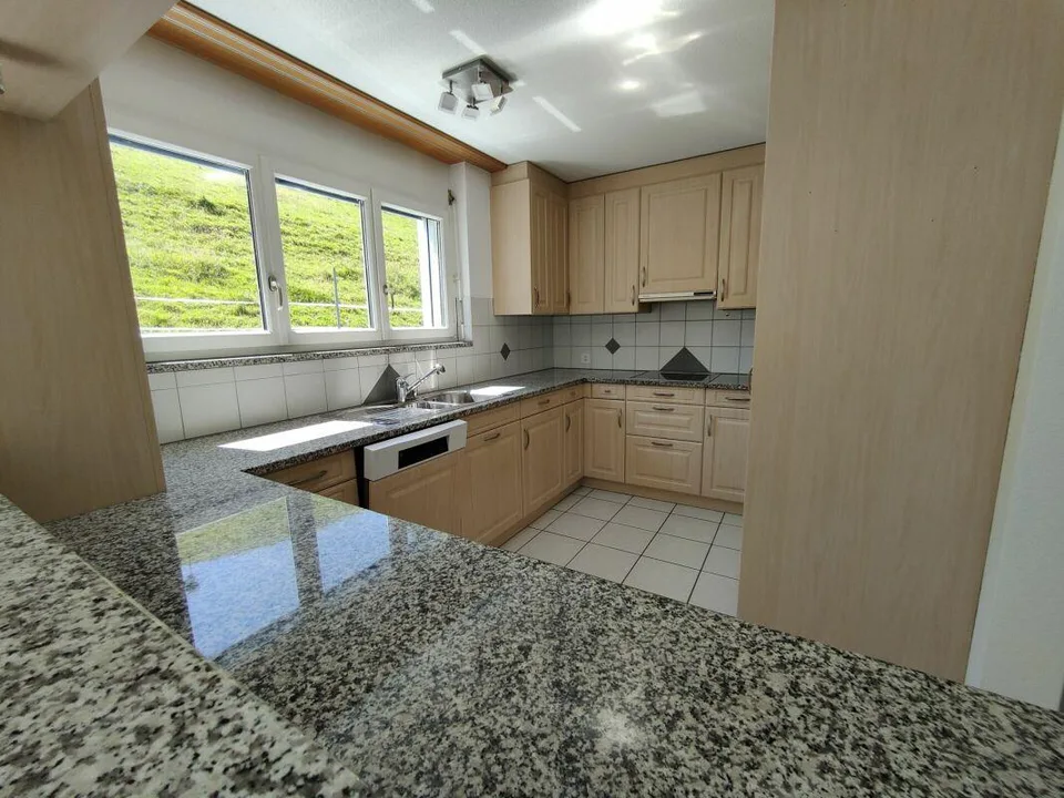 Leben wie im Einfamilienhaus - schöne 5.5 Zimmer Maisonettewohnung – Foto 3 von 14