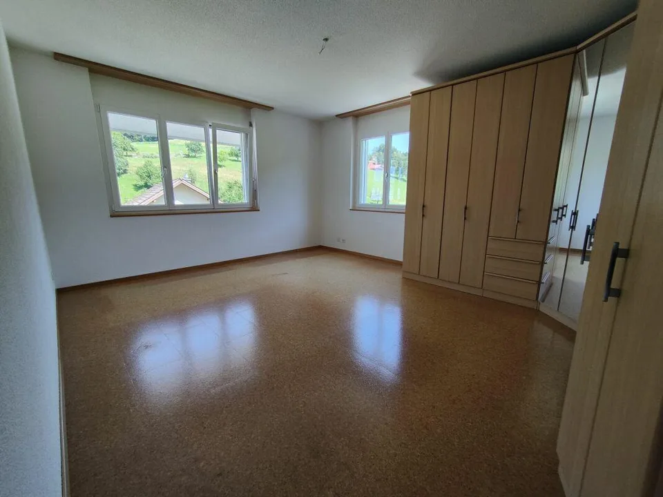 Leben wie im Einfamilienhaus - schöne 5.5 Zimmer Maisonettewohnung – Foto 9 von 14