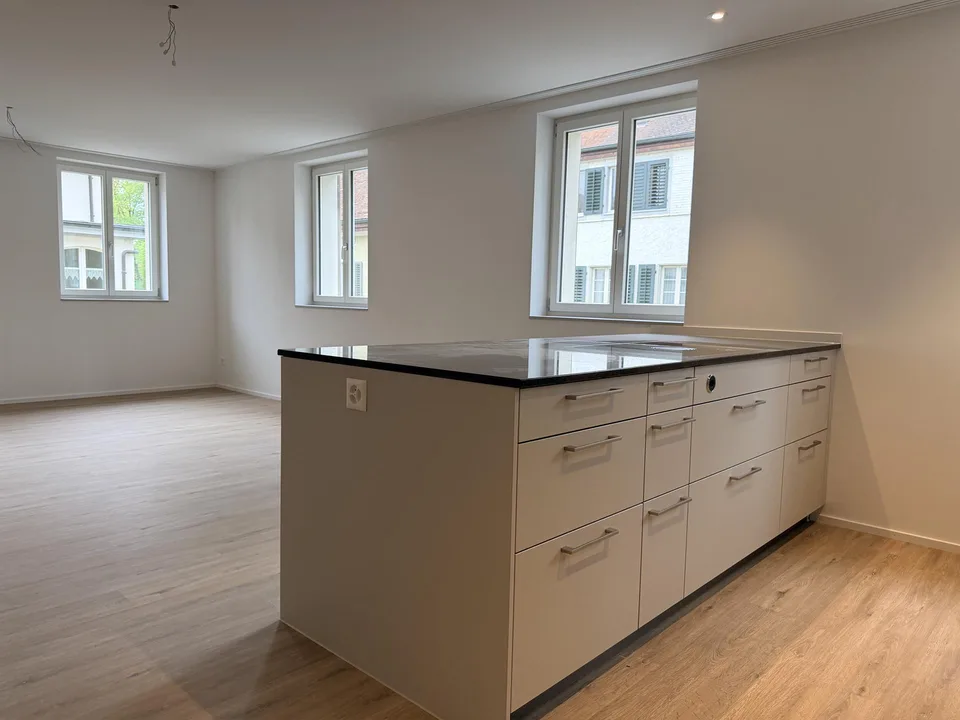 ERSTBEZUG MIT VIEL PLATZ UND ZWEI NASSZELLEN IN VELTHEIM – Foto 4 von 9