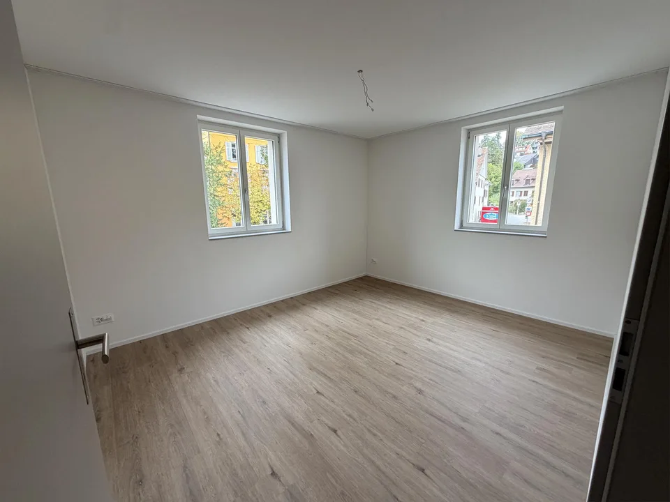 ERSTBEZUG MIT VIEL PLATZ UND ZWEI NASSZELLEN IN VELTHEIM – Foto 5 von 9