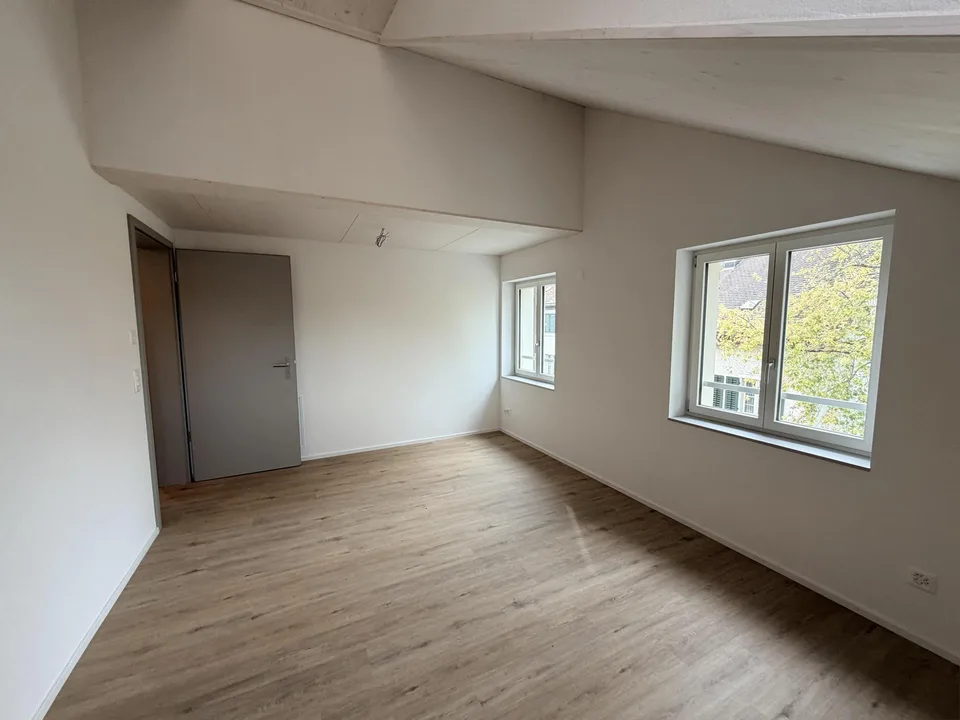 GROSSZÜGIGE MAISONETTE MIT DACHCHARME IM ERSTBEZUG – Foto 10 von 20