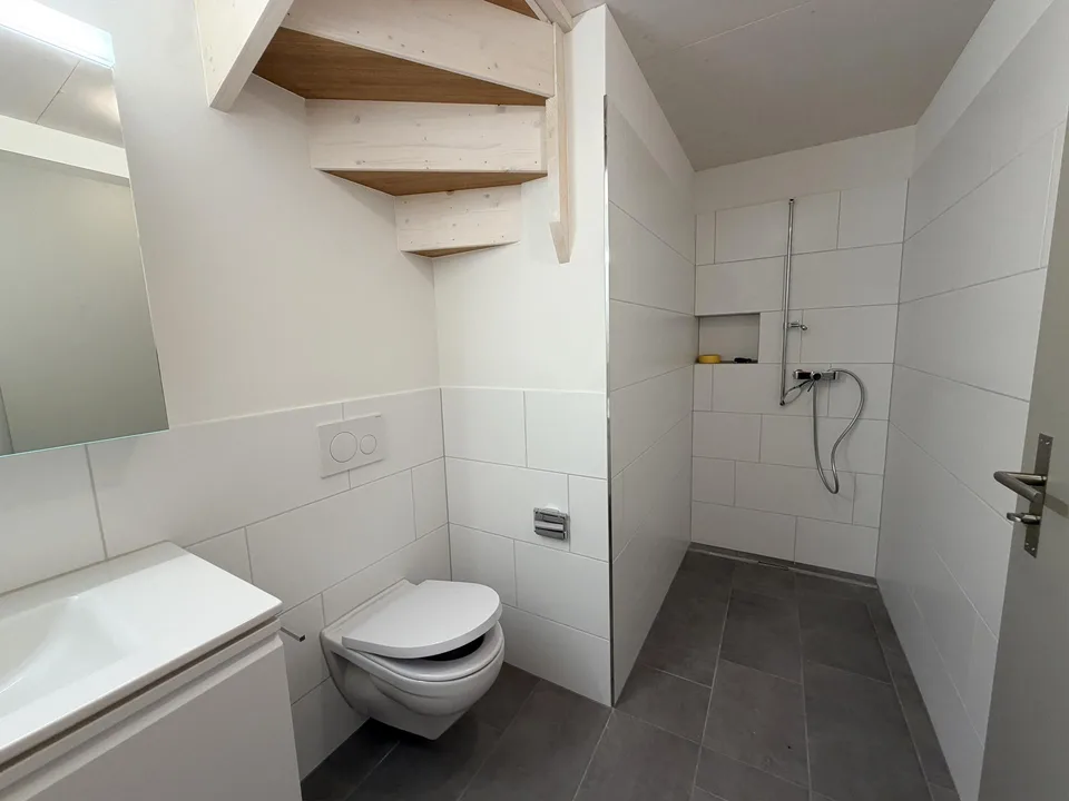 GROSSZÜGIGE MAISONETTE MIT DACHCHARME IM ERSTBEZUG – Foto 11 von 20