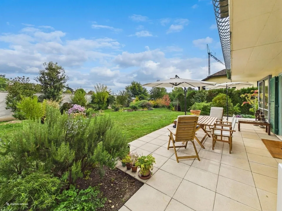 Großer Garten, prächtige Veranda, helles Erdgeschoss, 4 Schlafzimmer! – Foto 12 von 14