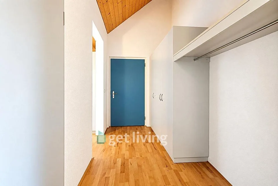 Appartamento mansardato moderno di 4,5 locali in una posizione idilliaca – foto 10 di 11