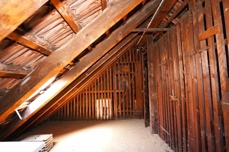 Mehrfamilienhaus mit 4 Wohnungen im beliebten Iselin-Quartier – photo 16 of 17