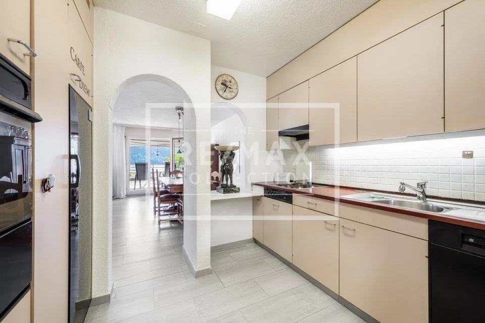 Exklusive 4½-Zimmer Maisonette-Wohnung mit spektakulärer See- und Bergsicht – Foto 9 von 13