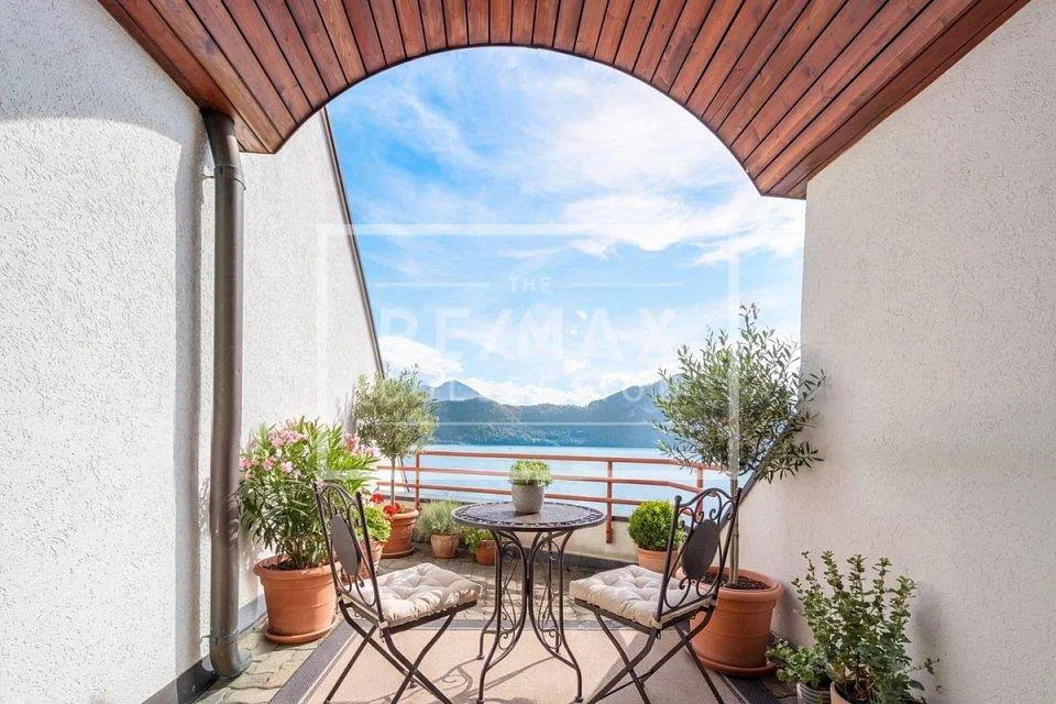 Exklusive 4½-Zimmer Maisonette-Wohnung mit spektakulärer See- und Bergsicht – Foto 12 von 13