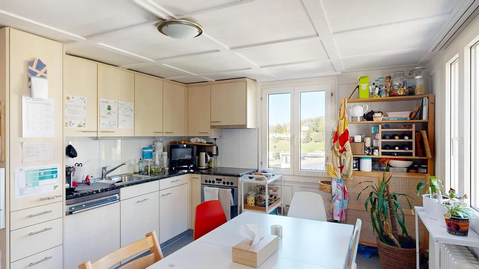 Mehrfamilienhaus mit 3 Wohnungen, Potenzial und attraktiver Wohnlage – foto 11 di 21
