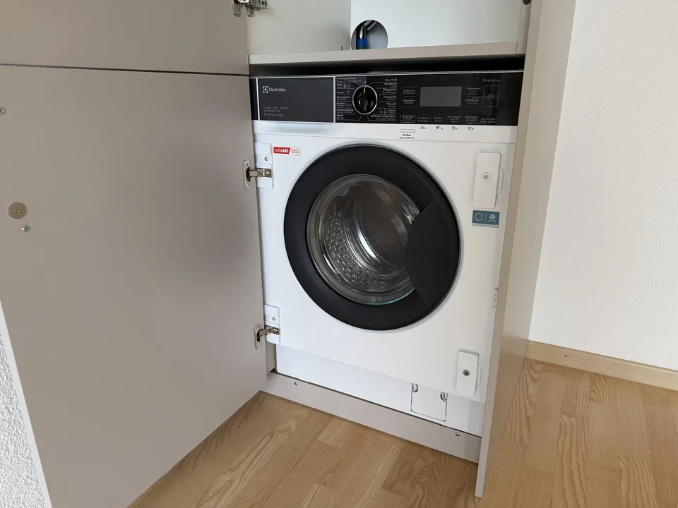 2-Zimmerwohnung mit Seesicht und grosszügigem Garten – foto 8 di 13