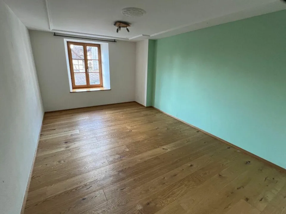 Gemütliche 4.5-Zimmer-Wohnung mit Balkon in Hallau – Foto 6 von 12