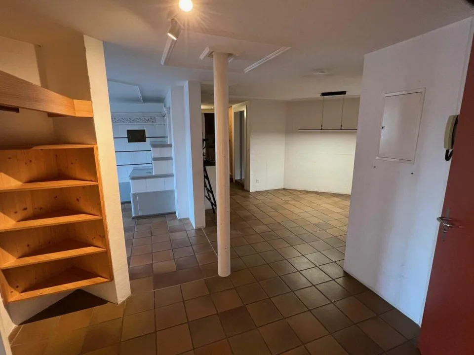 Gemütliche 4.5-Zimmer-Wohnung mit Balkon in Hallau – Foto 9 von 12
