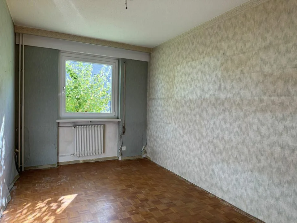 Ihr Projekt - aus Alt mach Neu - 4 1/2 Zimmer Wohnung mit Potential – Foto 9 von 9