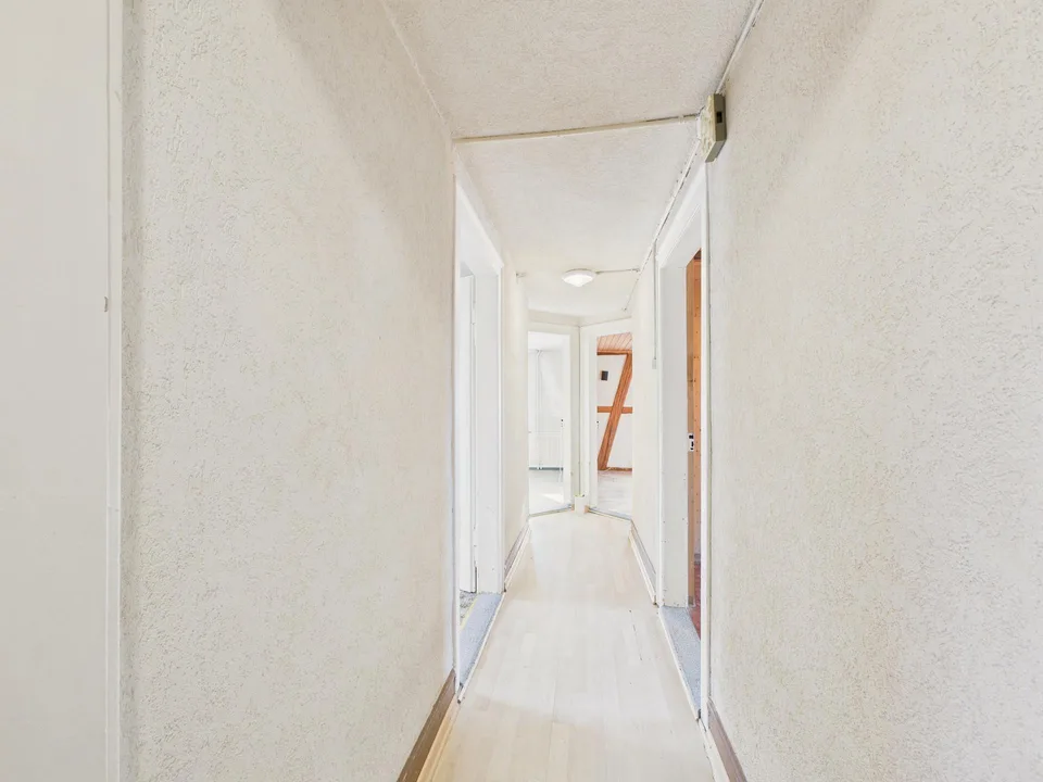Mehrfamilienhaus mit 3 Einheiten und grossem Garten in Kreuzlingen – photo 9 sur 28
