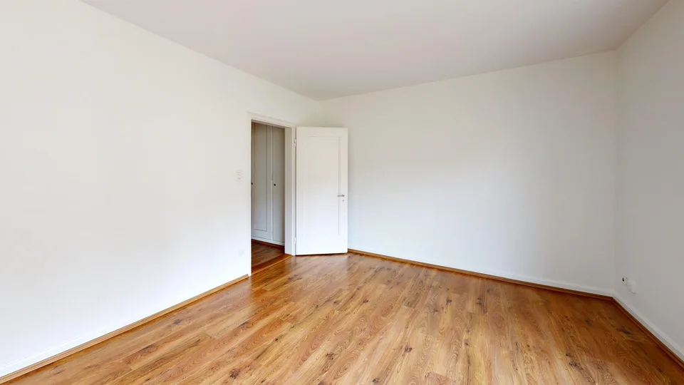Appartement de vieille construction magnifique au cœur de Zurich – photo 3 sur 8