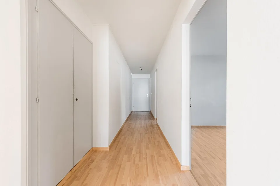 Gepflegte 4 Zimmerwohnung mit neuer Küche an bester Lage – foto 7 di 8
