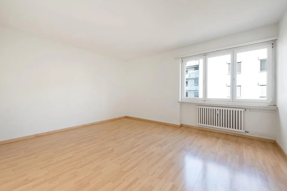 Gepflegte 4 Zimmerwohnung mit neuer Küche an bester Lage – foto 4 di 8