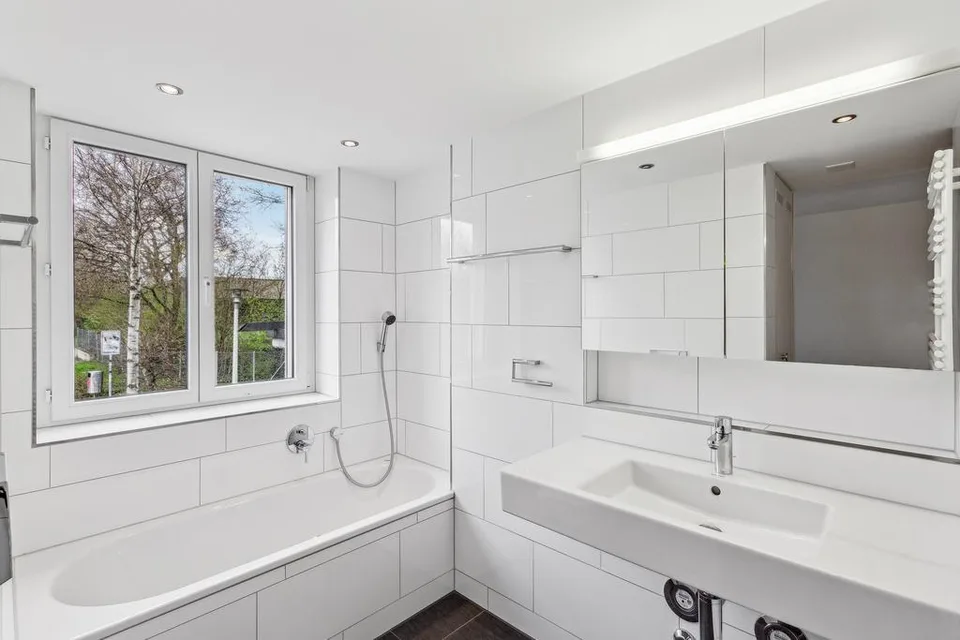 Helle Wohnung mit viel Charme in Oerlikon – Foto 3 von 5