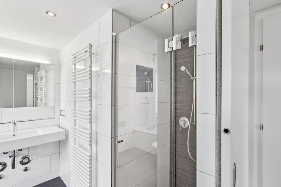 Helle Wohnung mit viel Charme in Oerlikon – Foto 4 von 5