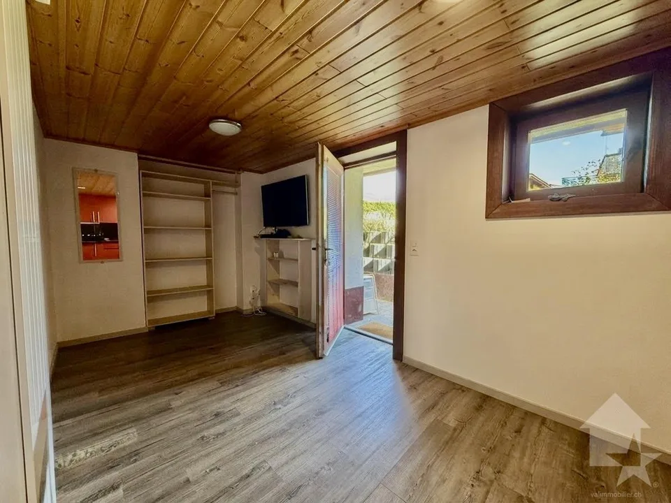 Joli petit chalet plein de charme avec parking et studio indépendant ! – Foto 18 von 25