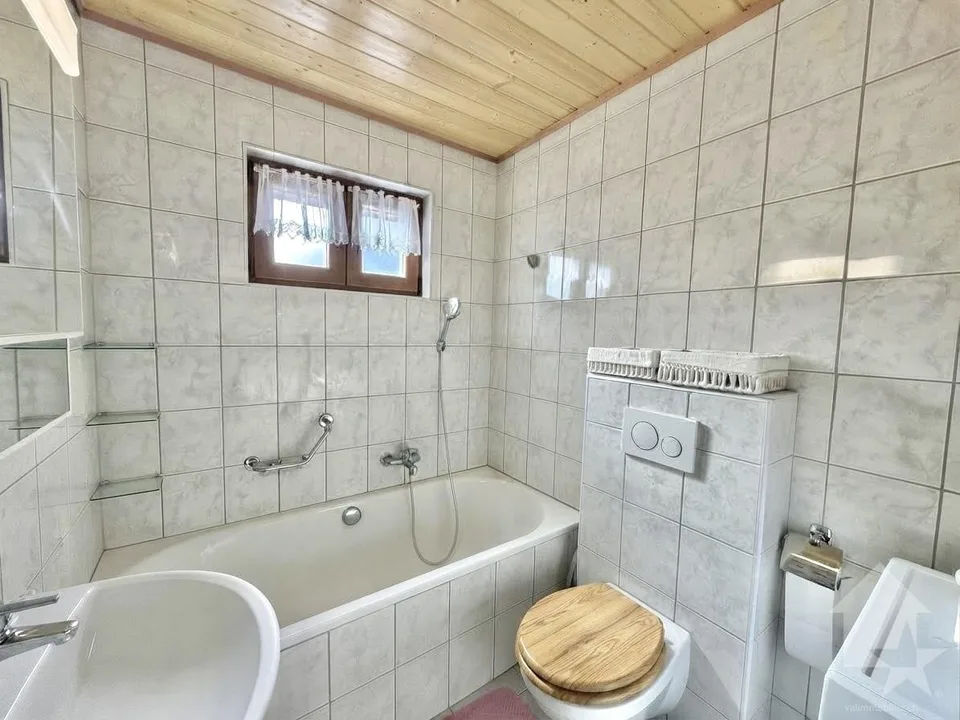 Joli petit chalet plein de charme avec parking et studio indépendant ! – Foto 13 von 25