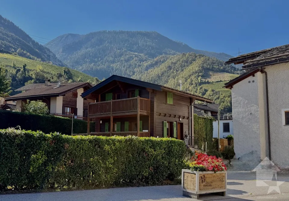 Joli petit chalet plein de charme avec parking et studio indépendant ! – Foto 9 von 25