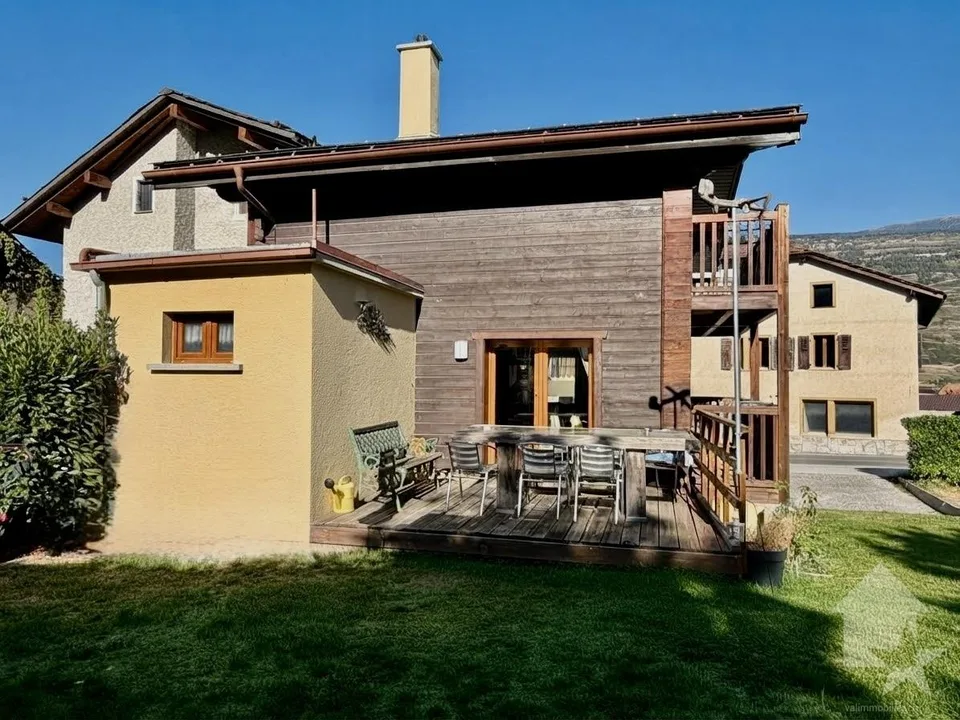Joli petit chalet plein de charme avec parking et studio indépendant ! – Foto 7 von 25