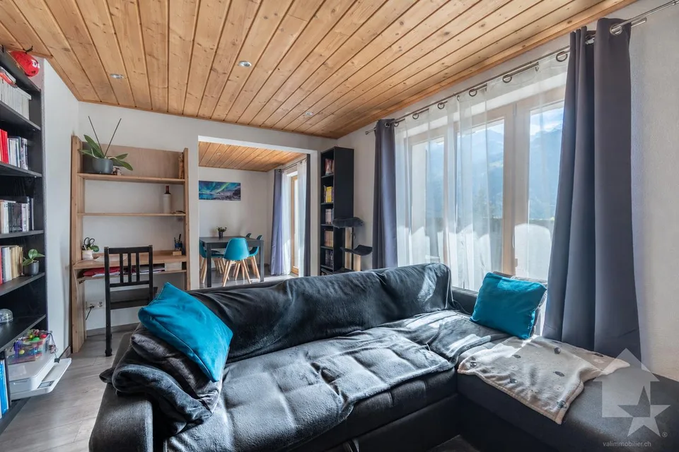 Chalet entièrement rénové avec vue panoramique aux Posses-sur-Bex – Foto 2 von 13