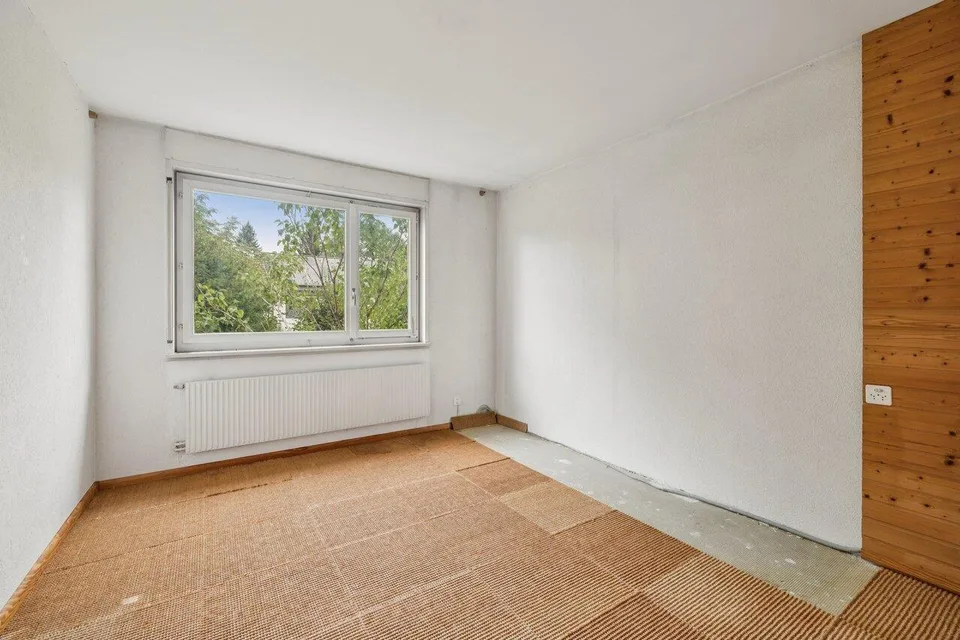 Wohntraum am Waldrand: 5-Zimmer Doppeleinfamilienhaus in Bottmingen – Foto 11 von 19