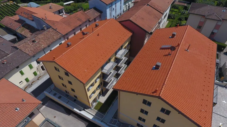LUMINOSO APPARTAMENTO DI 4.5 LOCALI A NOVAZZANO – foto 6 di 7