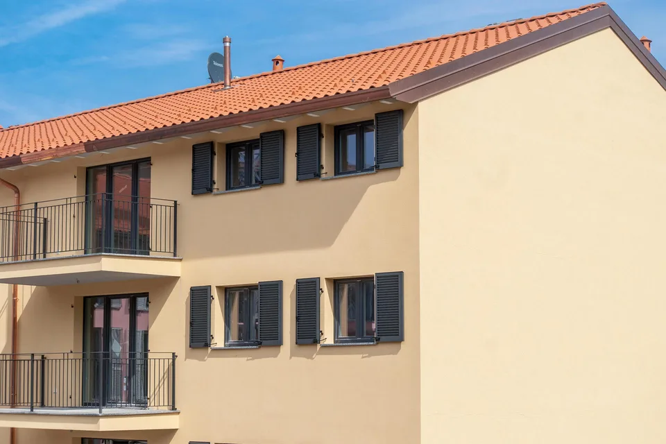 LUMINOSO APPARTAMENTO DI 4.5 LOCALI A NOVAZZANO – foto 7 di 7