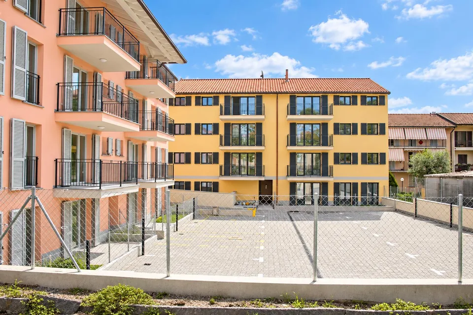 ATTICO DI 4.5 LOCALI CON FINITURE DI PREGIO A NOVAZZANO – Foto 8 von 8