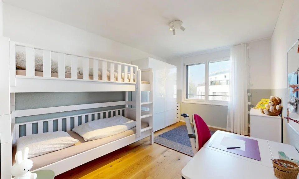 Habitation spacieuse avec beaucoup de lumière et une vue magnifique sur la verdure – photo 10 sur 11