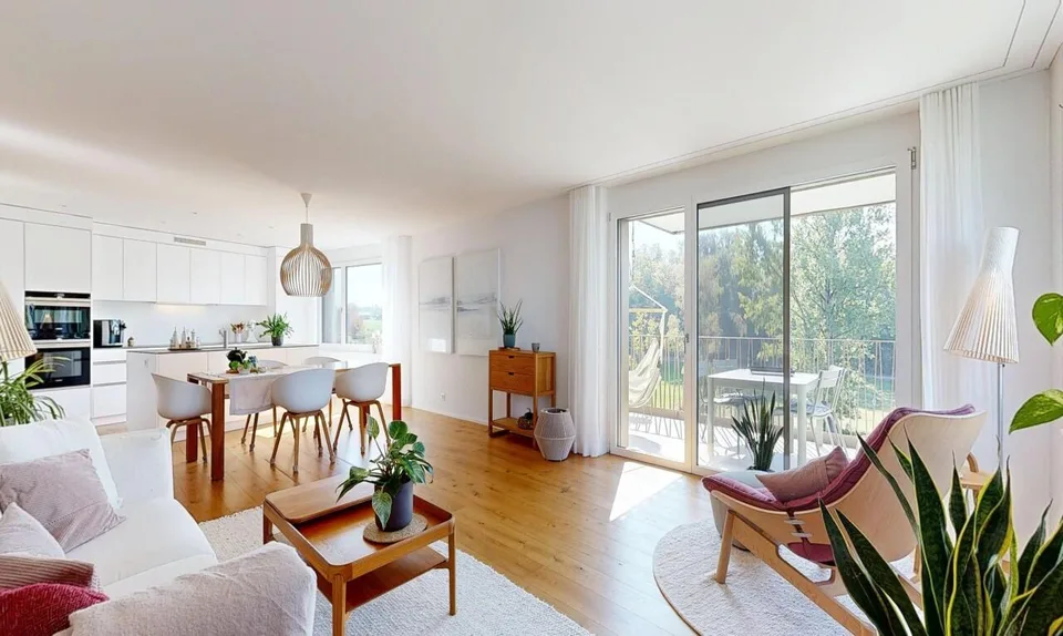 Habitation spacieuse avec beaucoup de lumière et une vue magnifique sur la verdure – photo 4 sur 11