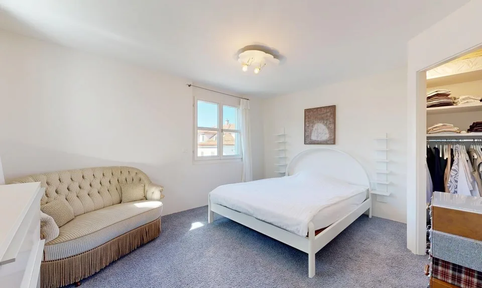 Attraktive 5.5-Zimmer-Triplex-Wohnung mit privatem Garten – Foto 7 von 11