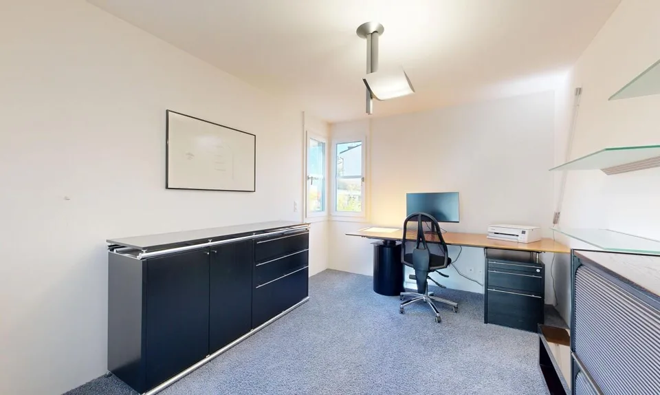 Attraktive 5.5-Zimmer-Triplex-Wohnung mit privatem Garten – Foto 10 von 11