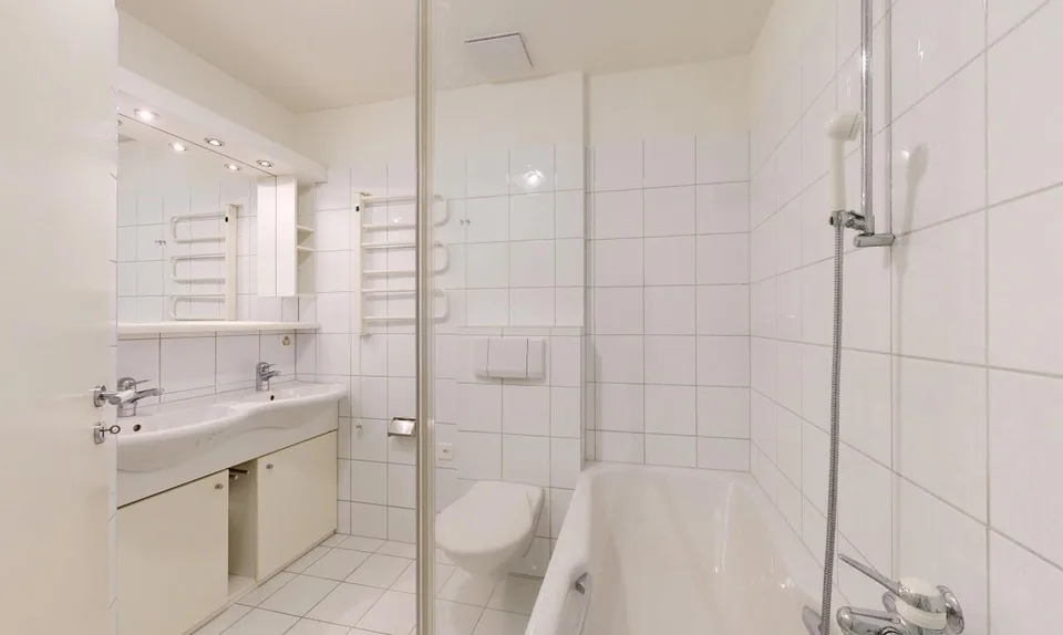 Attraktive 5.5-Zimmer-Triplex-Wohnung mit privatem Garten – Foto 8 von 11