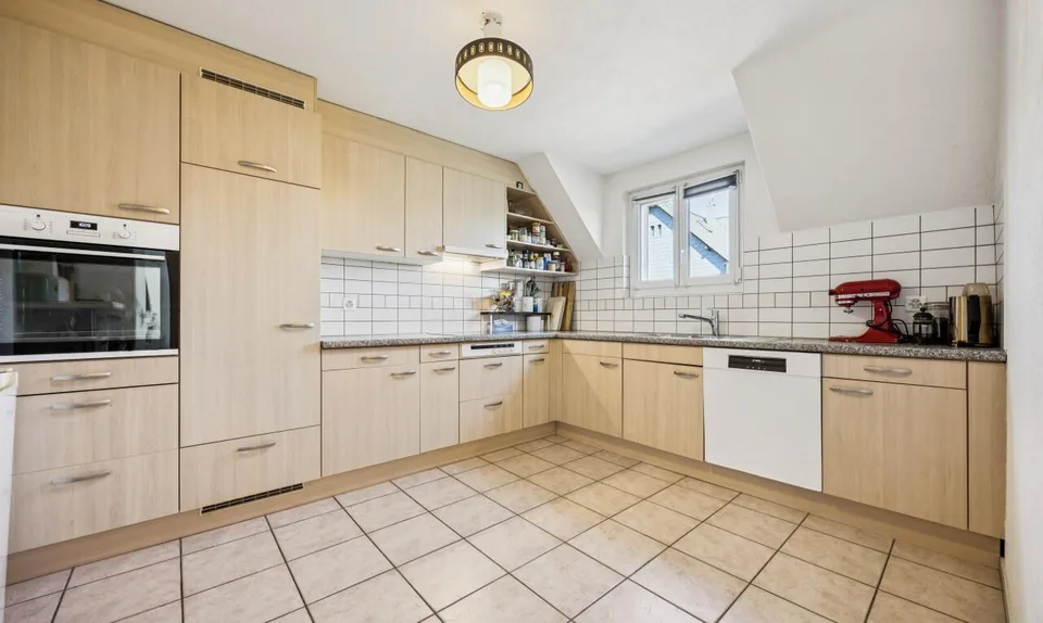 Casa con molto spazio e possibilità - terreno edificabile aggiuntivo opzionale – foto 5 di 11