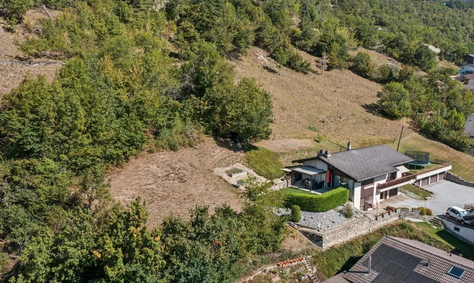 Superbe terrain constructible de 893 m² à Flanthey (Lens) – Foto 2 von 11