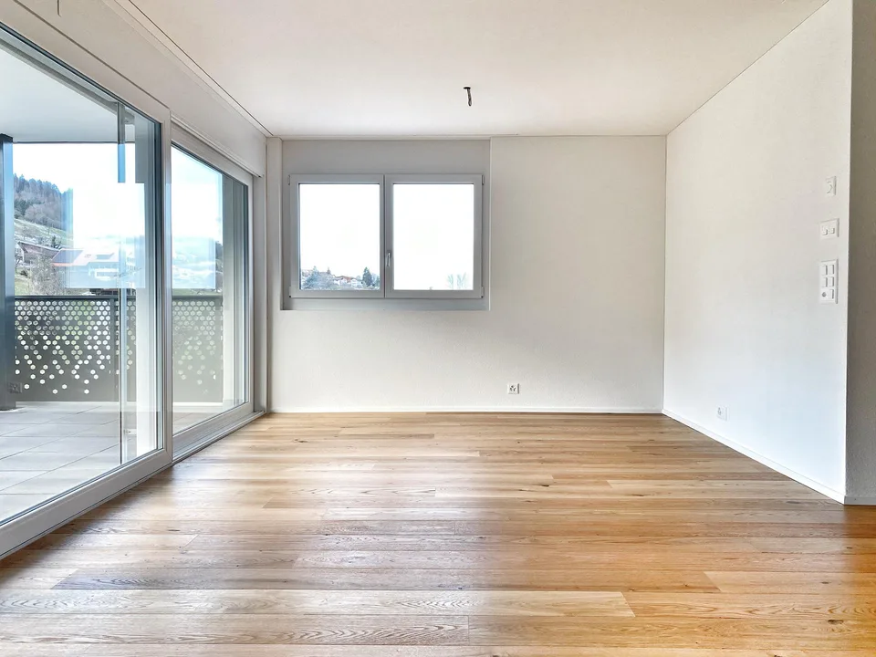 Attraktive 3.5-Zimmer-Wohnung mit grosszügigem Wohnbereich und Sitz – photo 4 sur 5