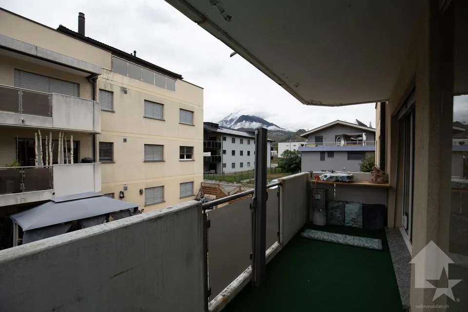 Appartement 4.5 pièces avec box situé à Châteauneuf-Conthey – Foto 17 von 25