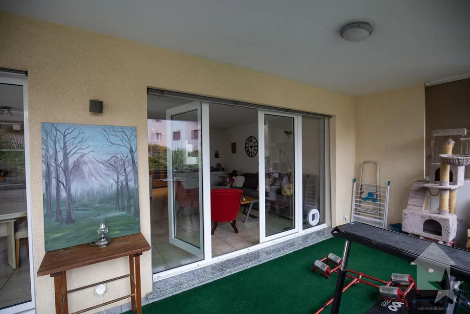 Appartement 4.5 pièces avec box situé à Châteauneuf-Conthey – Foto 20 von 25
