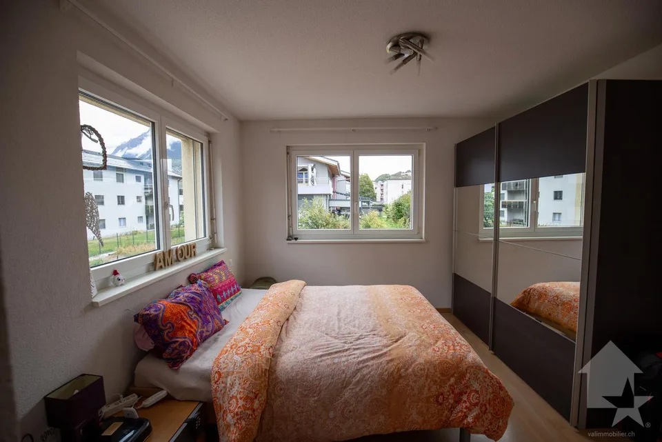Appartement 4.5 pièces avec box situé à Châteauneuf-Conthey – Foto 11 von 25